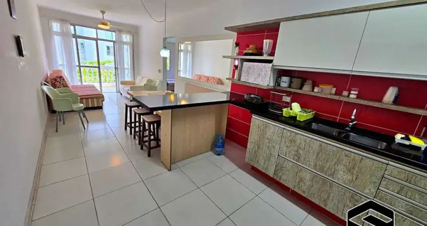 Oportunidade! amplo apartamento lado praia, condomínio baixo!