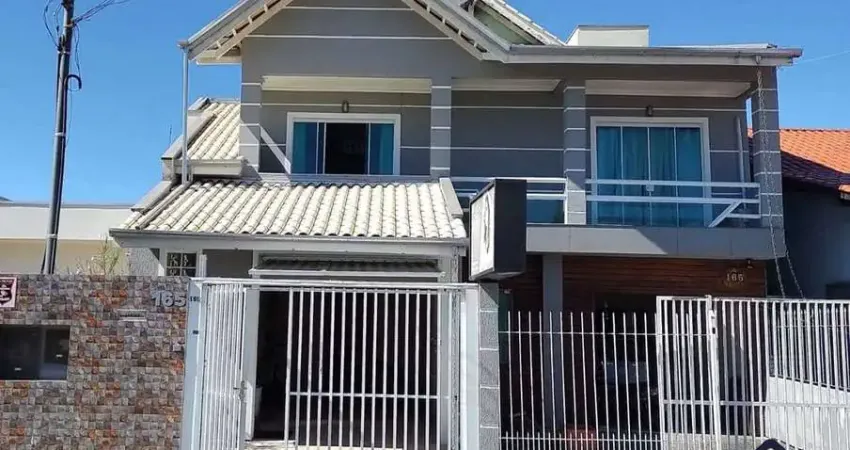 Casa com 3 quartos à venda na Rua Austergilio Angelino, 165, São João, Itajaí