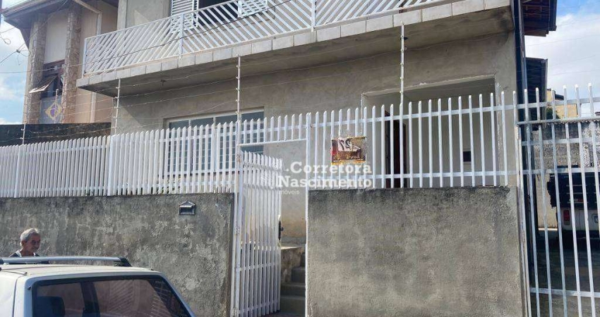 Casa com 3 dormitórios à venda, 270 m² por R$ 430.000,00 - Vila Formosa - Jacareí/SP
