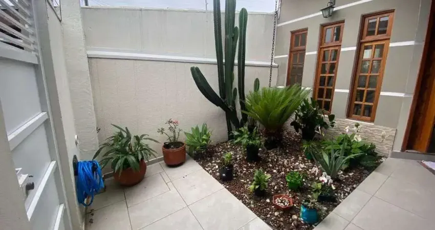 Casa com 3 dormitórios à venda, 96 m² por R$ 650.000,00 - Villa Branca - Jacareí/SP