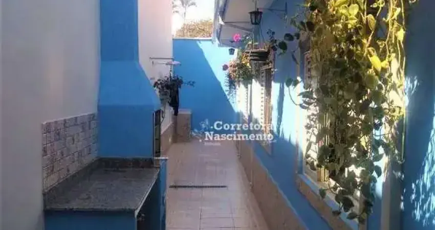 Casa com 3 dormitórios à venda, 140 m² por R$ 530.000,00 - Jardim Siesta - Jacareí/SP
