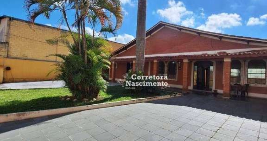 Casa com 3 dormitórios à venda, 287 m² por R$ 1.300.000,00 - Vila Pinheiro - Jacareí/SP