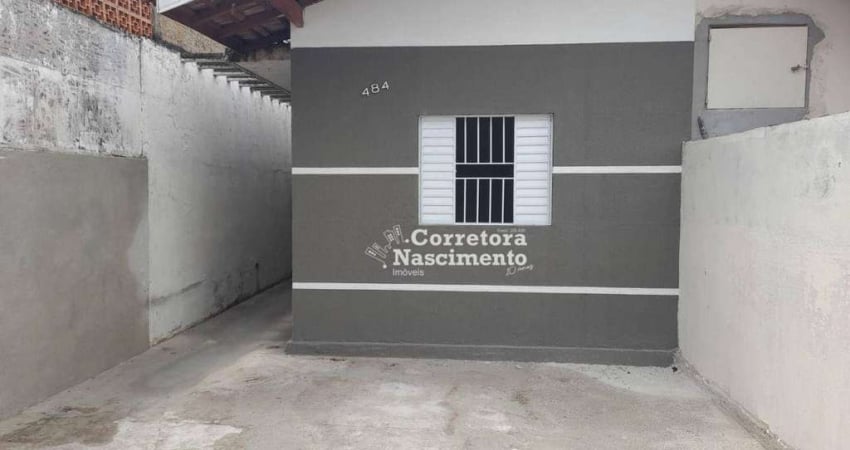 Casa com 2 dormitórios, 64 m² - venda por R$ 240.000,00 ou aluguel por R$ 1.500,00/mês - Vila Aprazível - Jacareí/SP