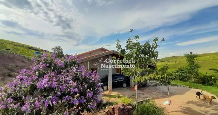 Sítio com 3 dormitórios à venda, 20000 m² por R$ 640.000 - Pagador de Andrade - Jacareí/SP