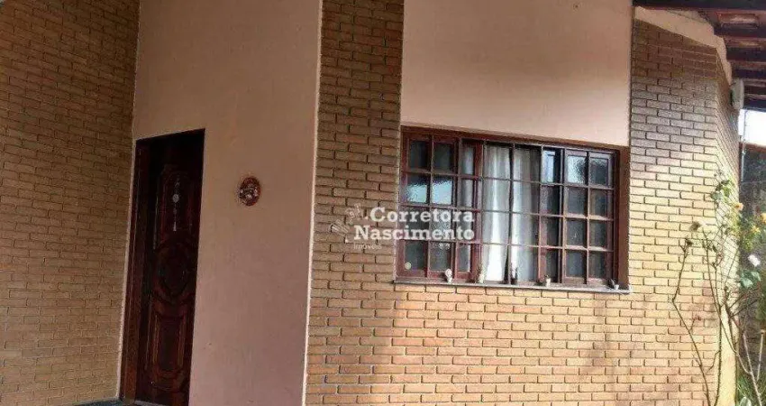 Casa com 3 dormitórios à venda, 175 m² por R$ 695.500,00 - Cidade Jardim - Jacareí/SP