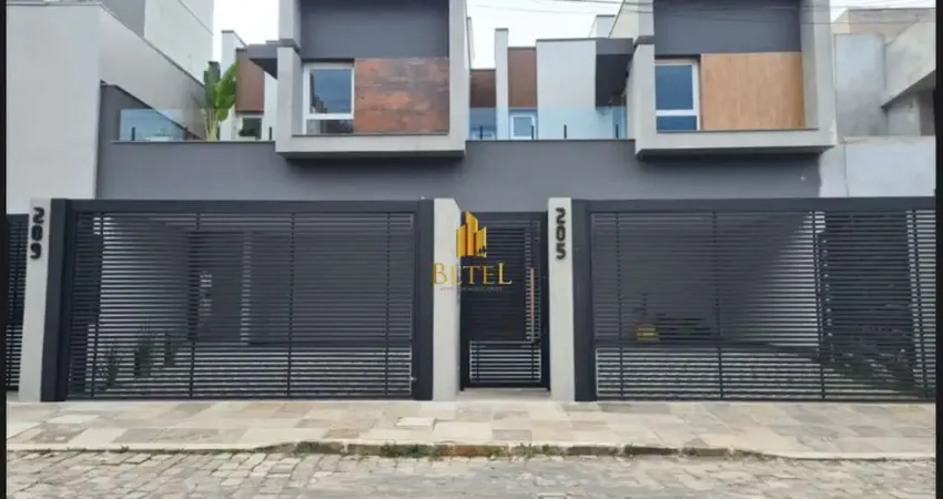 Sobrado à venda no bairro Sagrada Família - Caxias do Sul/RS