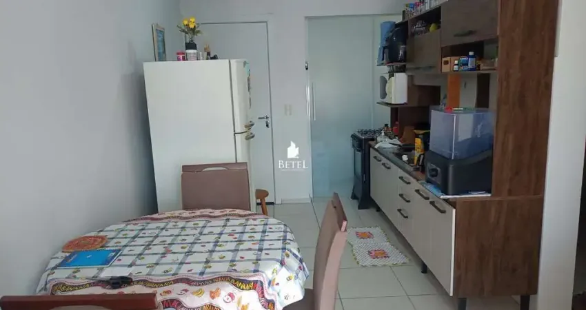 Apartamento com 2 quartos à venda na Rua Arthur Maciel, Vinhedos, Caxias do Sul