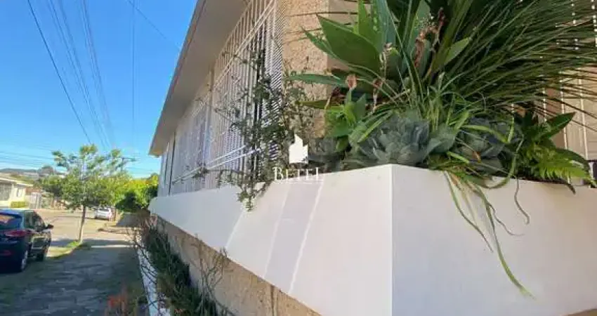 Casa com 4 quartos à venda no Cinqüentenário, Caxias do Sul