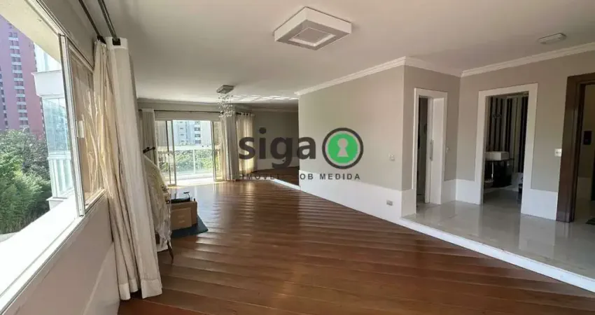 Apartamento  na Vila Andrade, 4 quartos, 2 suítes, 200m², São Paulo