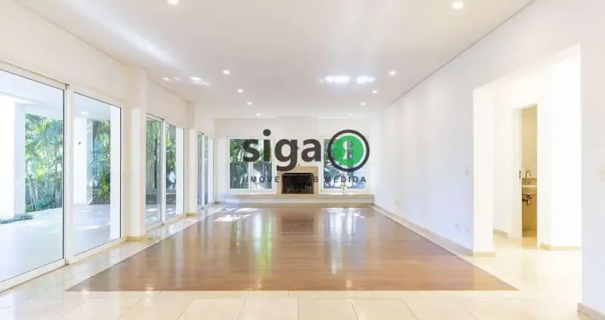 Casa em Condomínio a venda  na Chácara Flora com 4 quartos
