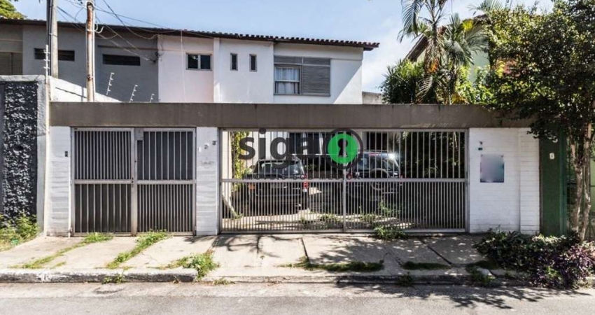 Sobrado em Campo Belo- 220m², 4 Quartos, 4 vagas disponível para Venda!!!
