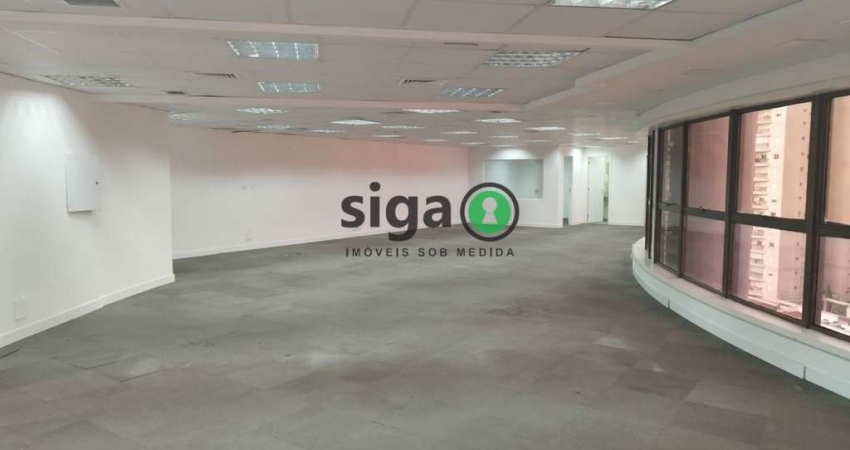 Conjunto Comercial para Locação na Chácara Santo Antônio - 180m², 4 vagas!