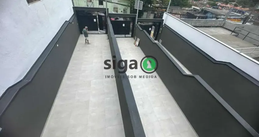 SOBRADO À VENDA NO CAPÃO REDODNDO