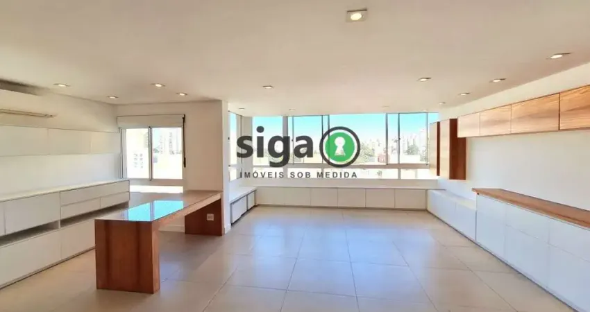 Cobertura com 3 Quartos, 260m2, 3 vagas de garagem à venda no Panamby