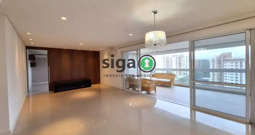 Apartamento com 4 Dormitórios, 4 vagas, 281m2 à venda no Panamby.