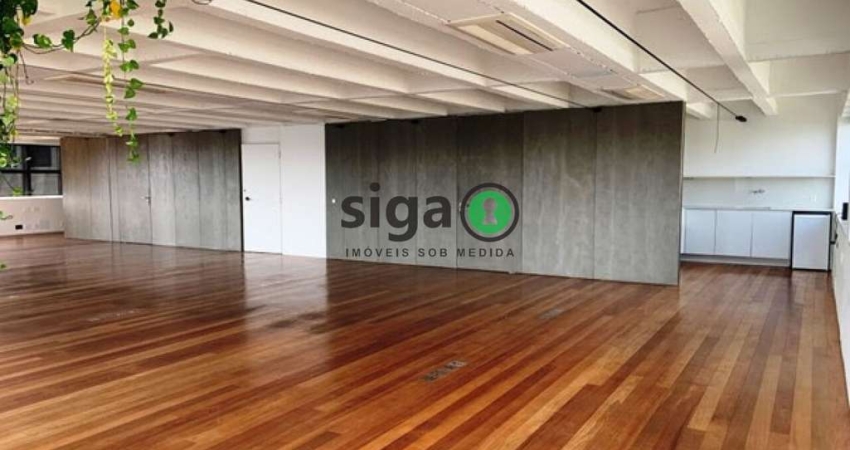 Vende-se meia laje comercial, reformada e pronta para uso, na Faria Lima