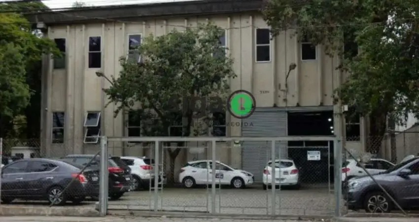 Imóvel Comercial/Industrial à Venda - Estrutura Completa com 2.194 m²