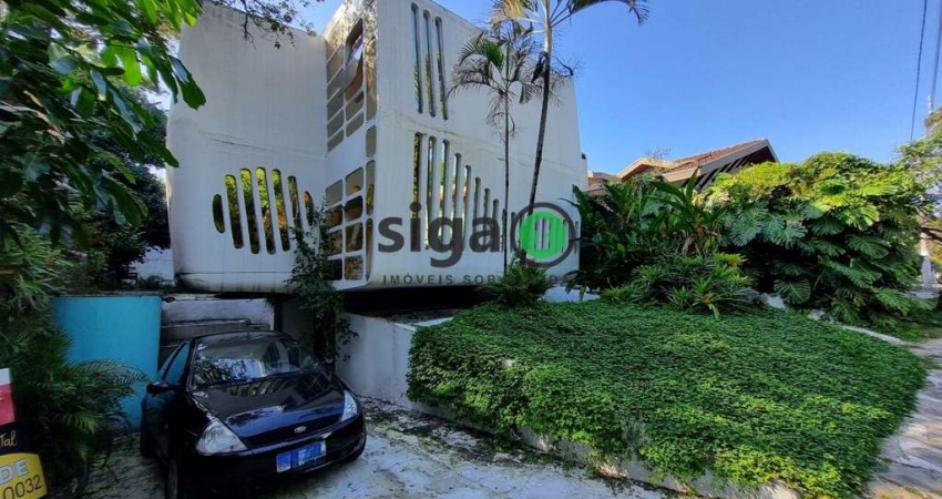 Casa em Rua fechada a venda na Granja Julieta com 4 quartos
