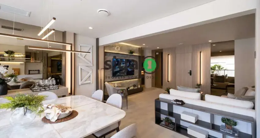 Apartamento à venda em Moema com 123 m², 3 suítes e 2 vagas DEMARCADAS ao lado do metrô