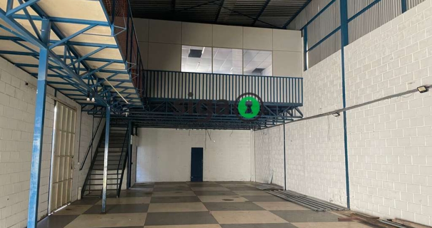 Galpão Industrial à Venda - 450 m² de Área Construída - ZC - Zona Comercial