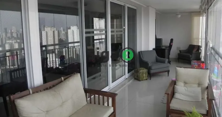 Apartamento de 177 metros 4 dormitórios, sendo 3 suítes 3 vagas a venda no condomínio paulistano