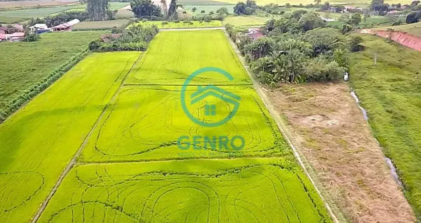 Sítio em meio a natureza com terreno de 157.000m² ( 15.7 hectares ) à venda em tijucas/sc
