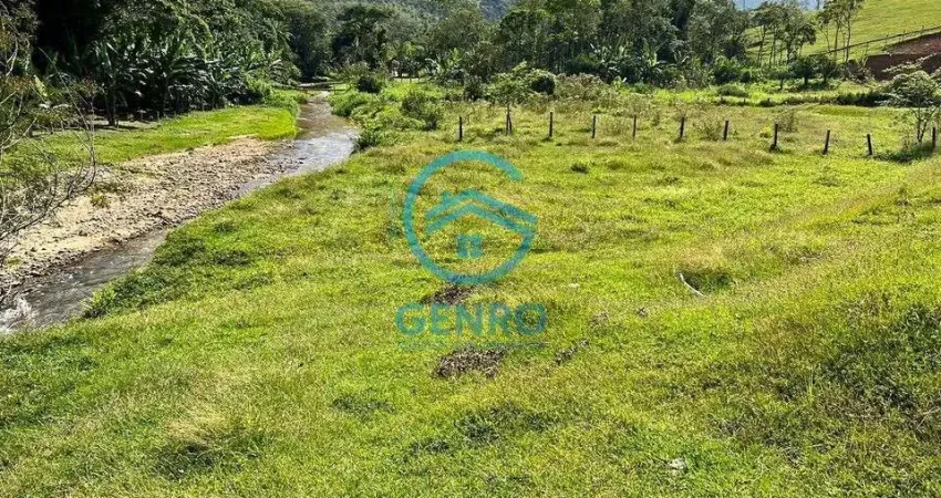 Área para sítio com riacho e terreno de 16.000m² ( 1.6 hectares ) à venda em canelinha/sc
