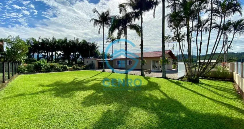 Excelente sítio com área de pastagem e terreno de 11.000m² ( 01 hectare ) à venda em tijucas/sc