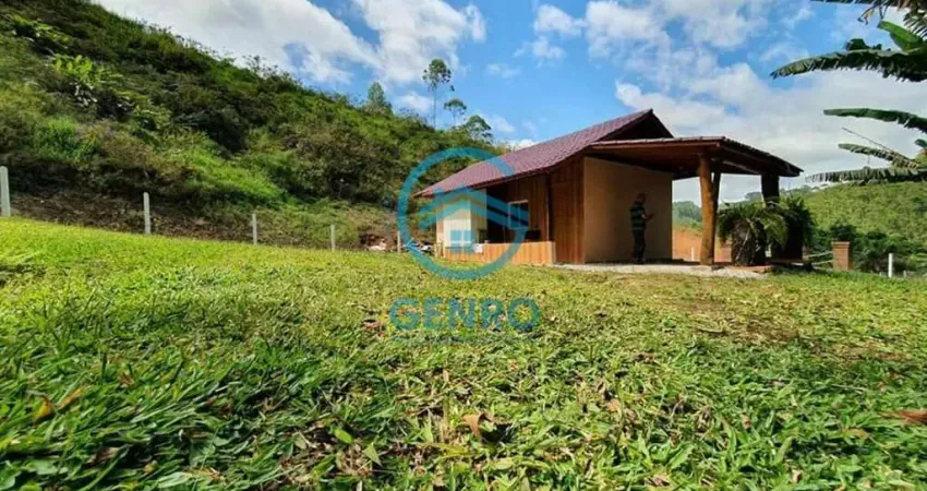 Chácara em Meio a Natureza com Riacho e Terreno de 3.200m² à venda em Tijucas/SC