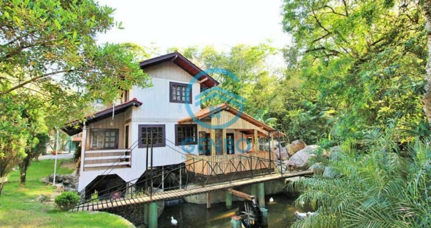 Chácara em Meio a Natureza com Lagoa, Cachoeira e Terreno de 8.000m² à venda em Canelinha/SC