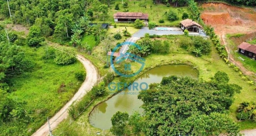 Chácara em Meio a Natureza com Lagoa e Terreno de 6.000m² à venda em Tijucas/SC