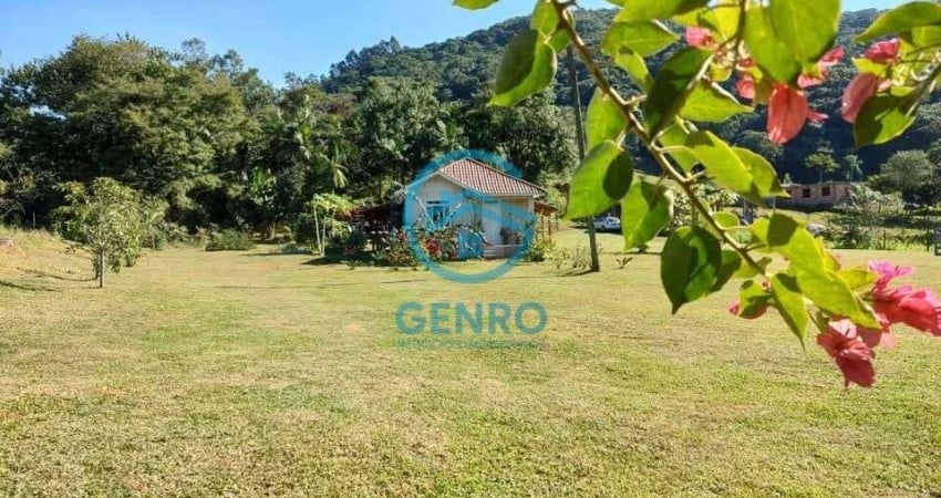 Sítio em Meio a Natureza com Cachoeira e Terreno de 68.000m² ( 6.8 HECTARES ) à venda em Biguaçu/SC