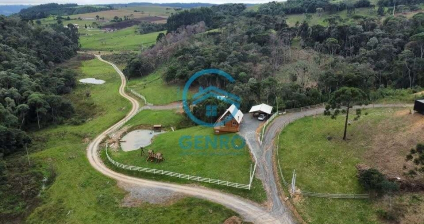 Chalé Mobiliado na Serra Catarinense com Lagoa e Terreno de 4.140m² à venda em Alfredo Wagner/SC