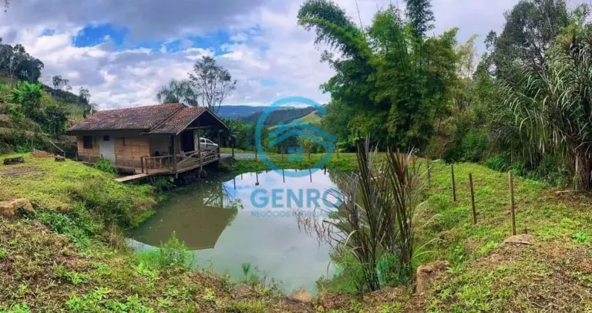Sítio em Meio a Natureza com Cachoeira e Terreno de 15.000m² (1.5 Hectares) à venda em Alfredo Wagner/SC