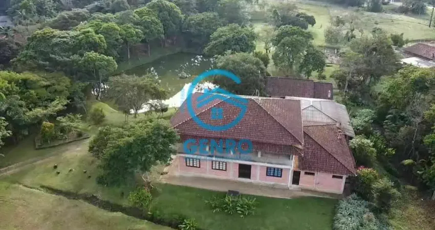 Sítio em meio a natureza com lagoa, cachoeira e terreno com 18.000m² ( 1.8 hectares ) em canelinha/sc