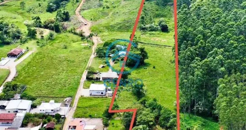 Área para sítio em meio a natureza com riacho e terreno de 16.656m² à venda em tijucas/sc