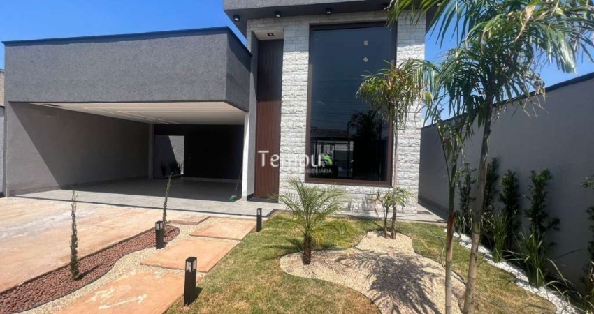 Casa 3 suites no Bairro Três Marias, Goiânia - GO