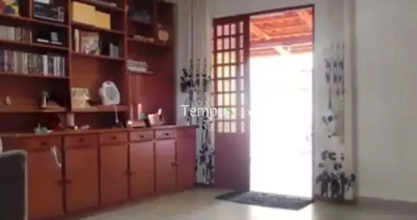 Casa com 3 quartos à venda na Rua Carlos Gomes, Parque Anhangüera, Goiânia