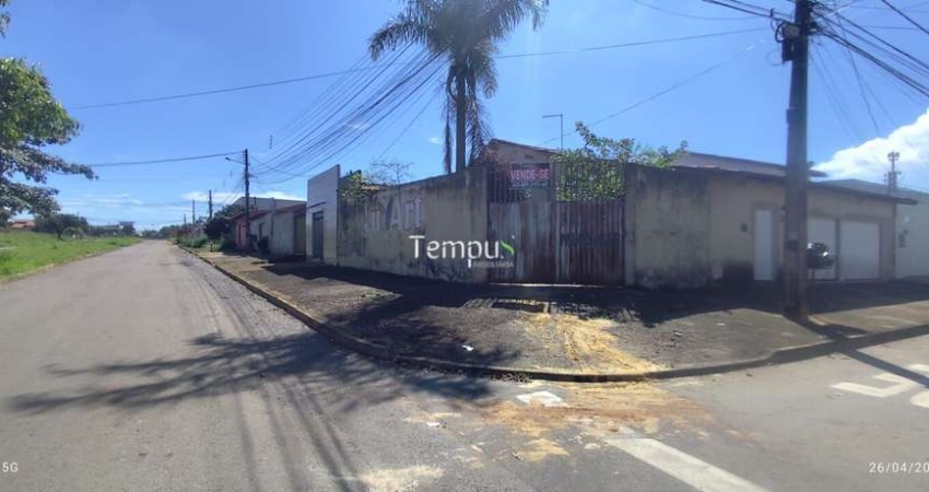 Casa Residencial com sala comercial,  em Jardim Helvécia, Aparecida de Goiânia/GO