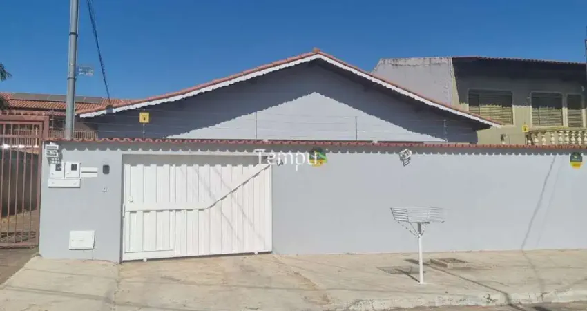 Casa à venda no bairro Jardim América - Goiânia/GO