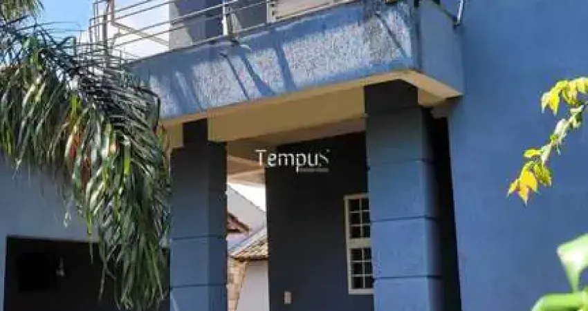 Sobrado único no lote com área de lazer completa e piscina aquecida