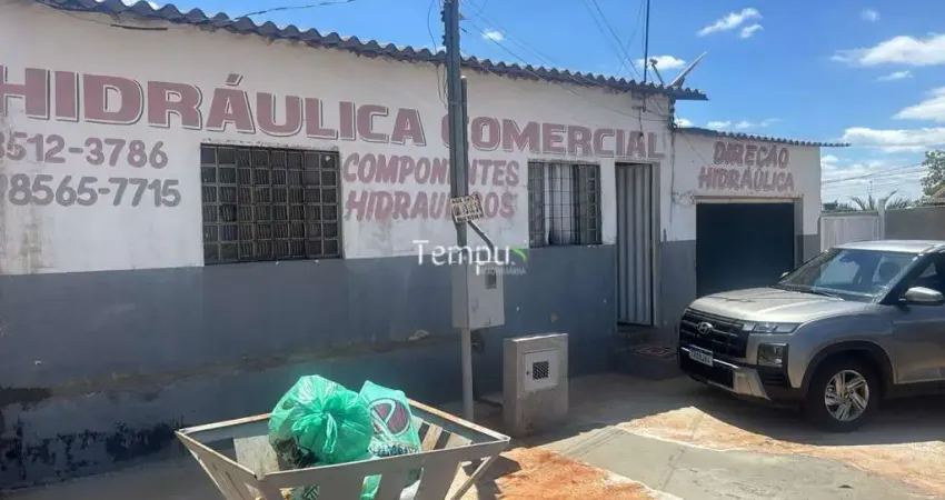 Grande oportunidade! lote de 294m² com construção antiga no jardim nova goiânia