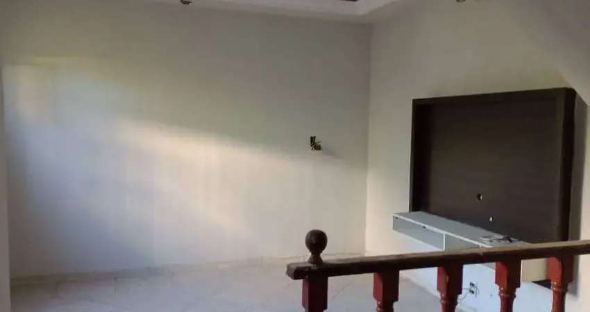 Casa triplex para venda tem 145 metros quadrados com 3 quartos em Alvarez - Nova Iguaçu - RJ