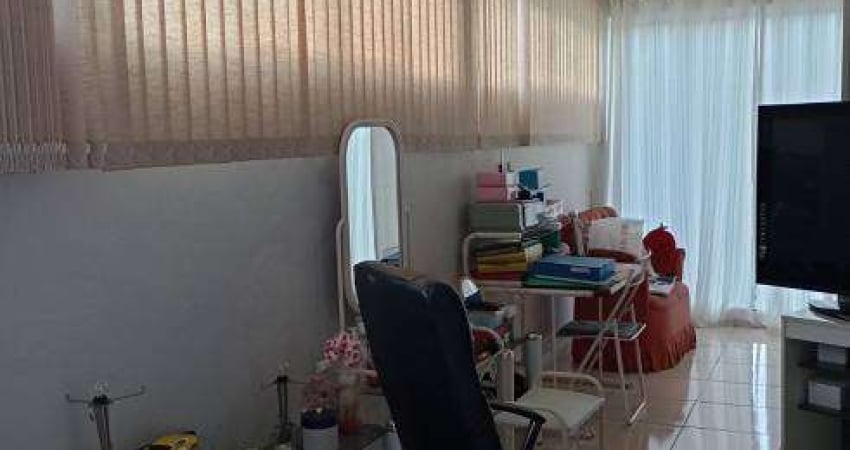 Casa para venda tem 248 metros quadrados com 5 quartos em Vila Emil - Mesquita - RJ