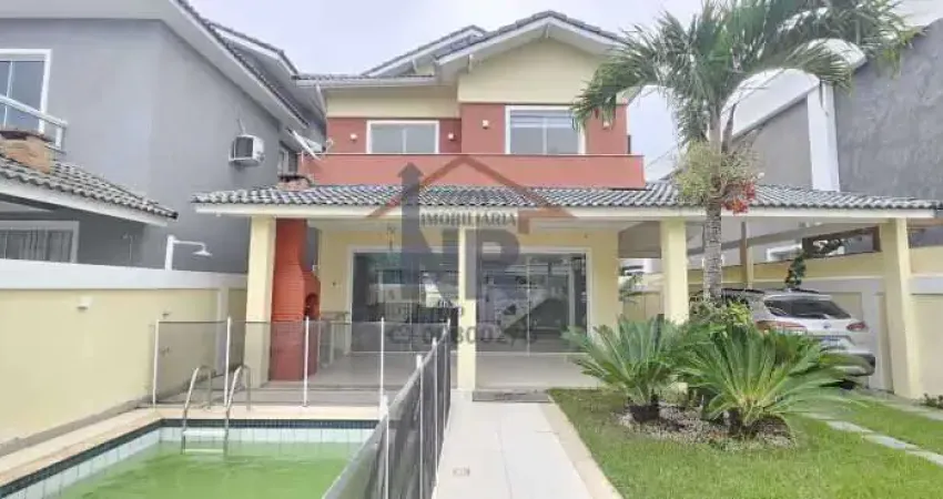 Casa em condomínio fechado com 4 quartos para alugar na Estrada Vereador Alceu de Carvalho, Vargem Grande, Rio de Janeiro