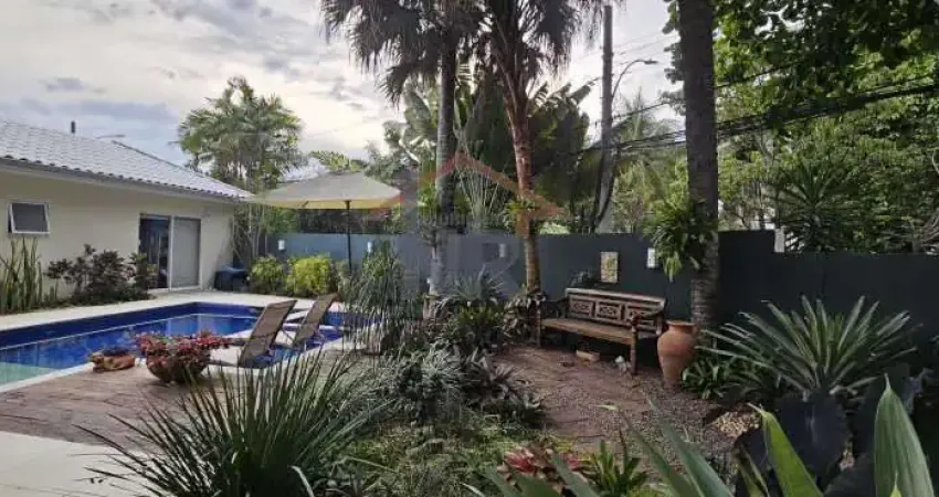 Casa de condomínio com 4 quartos, jardim uruçanga - jacarepaguá