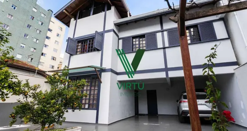 Casa com 3 dormitórios à venda, 300 m² por R$ 1.400.000,00 - Vila Izabel - Curitiba/PR