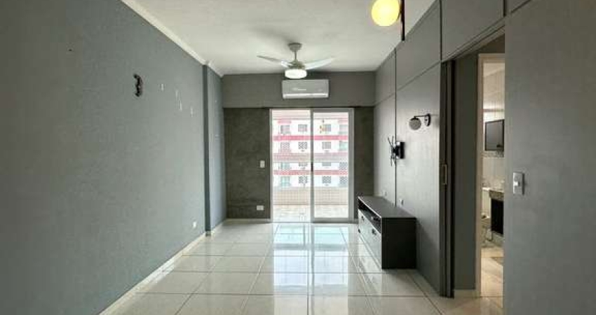 Apartamento semimobiliado com 2 quartos no Canto do Forte - Praia Grande