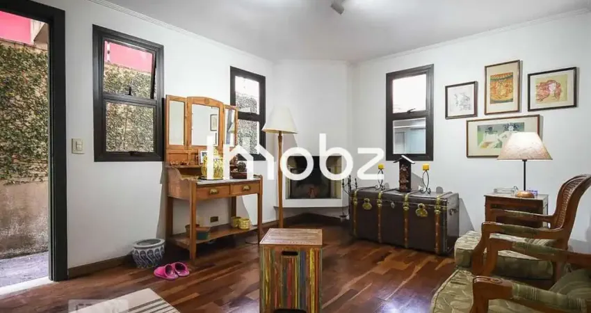 Casa com 3 quartos à venda na Rua Itapacurai, 39, Panamby, São Paulo