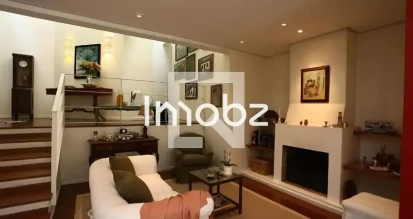 Casa com 3 quartos à venda na Rua Pio IV, 219, Panamby, São Paulo